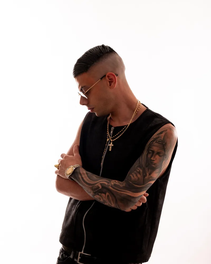 MATTIA F — Reflective Profile